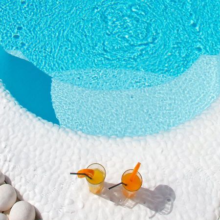 Apsenti Couples Only Aparthotel Agios Ioannis Diakoftis Ngoại thất bức ảnh