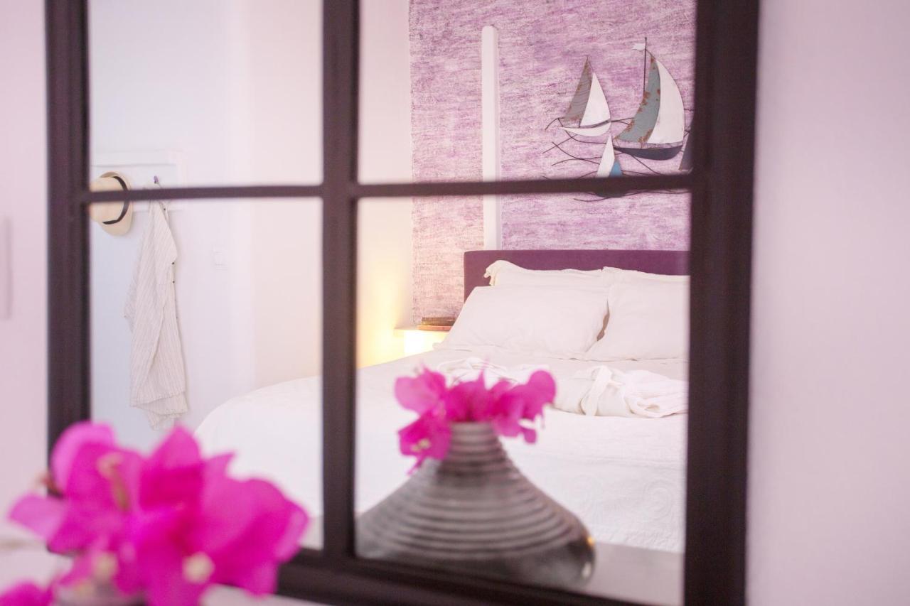 Apsenti Couples Only Aparthotel Agios Ioannis Diakoftis Ngoại thất bức ảnh