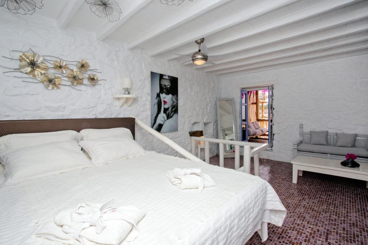 Apsenti Couples Only Aparthotel Agios Ioannis Diakoftis Ngoại thất bức ảnh