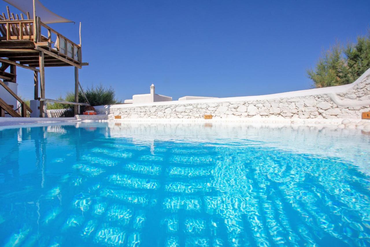Apsenti Couples Only Aparthotel Agios Ioannis Diakoftis Ngoại thất bức ảnh