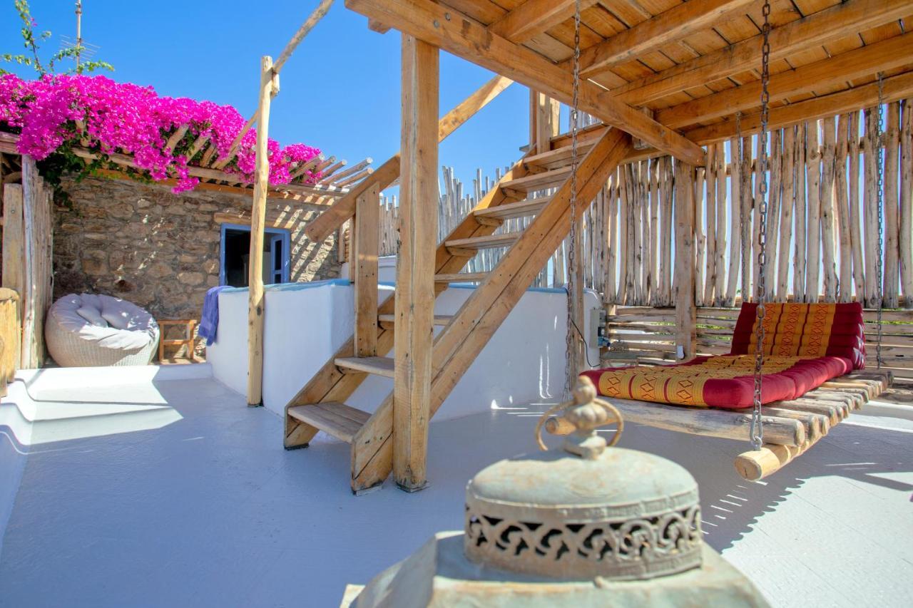 Apsenti Couples Only Aparthotel Agios Ioannis Diakoftis Ngoại thất bức ảnh
