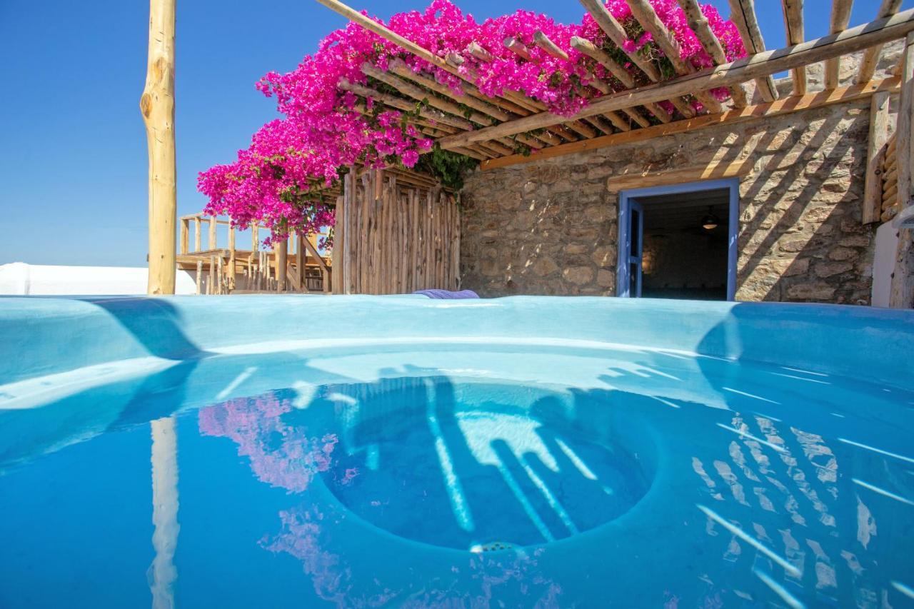 Apsenti Couples Only Aparthotel Agios Ioannis Diakoftis Ngoại thất bức ảnh
