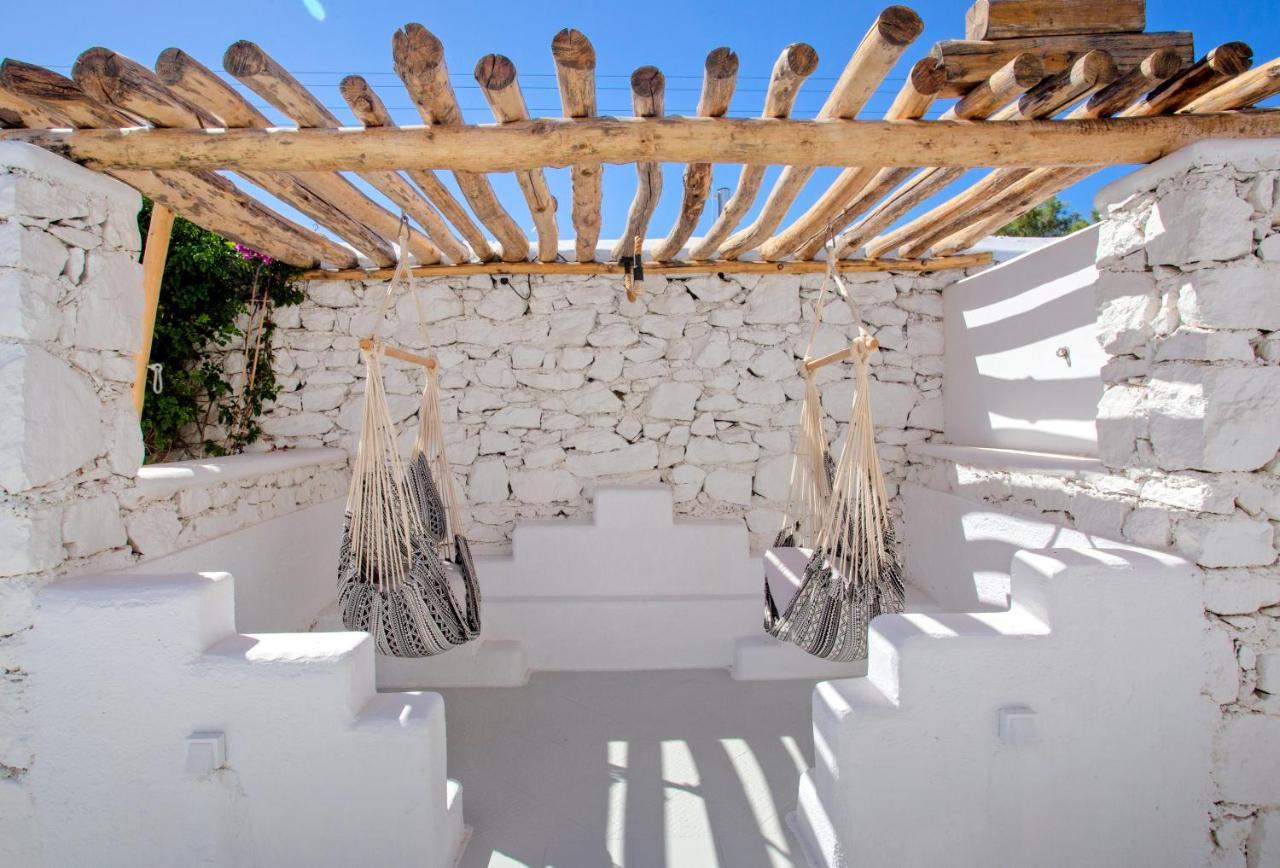 Apsenti Couples Only Aparthotel Agios Ioannis Diakoftis Ngoại thất bức ảnh